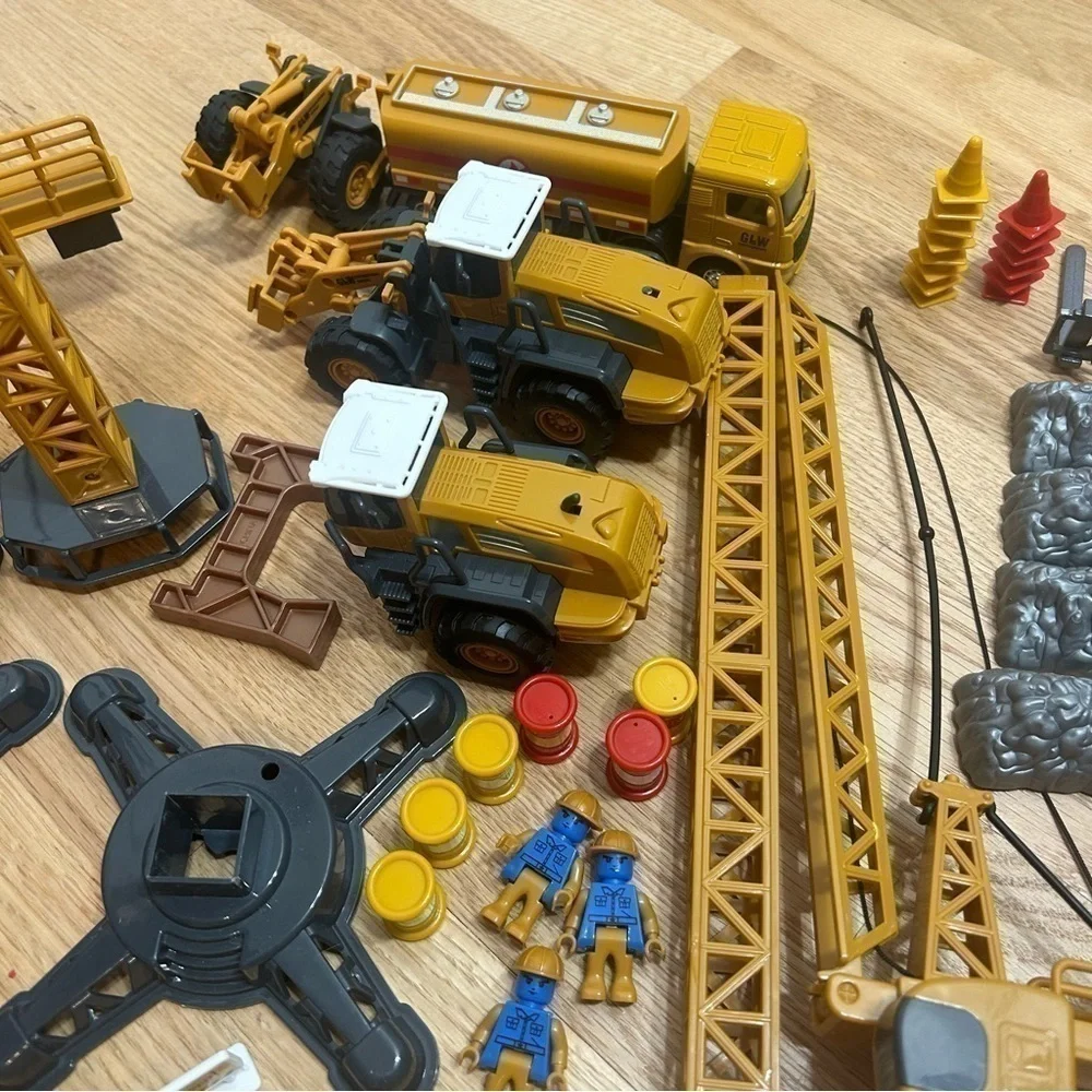Construction Model Building Set 1:55 Signs Engineering Blocks Lego Like Figures